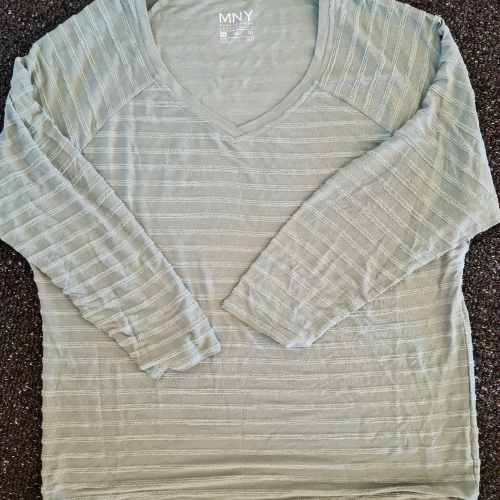 Marc New York Performance 3/4 sleeve v-neck, sage green, XL top